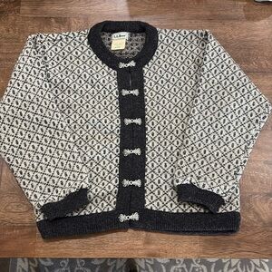 Vintage LL Bean Nordic Made in Norway Wool Blend Cardigan Toggle Closure Medium